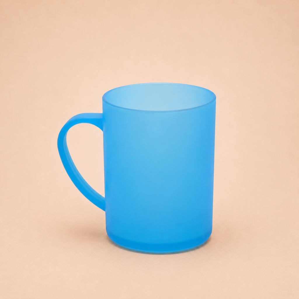 WASAT. Taza de plástico de colores variados de 370ml