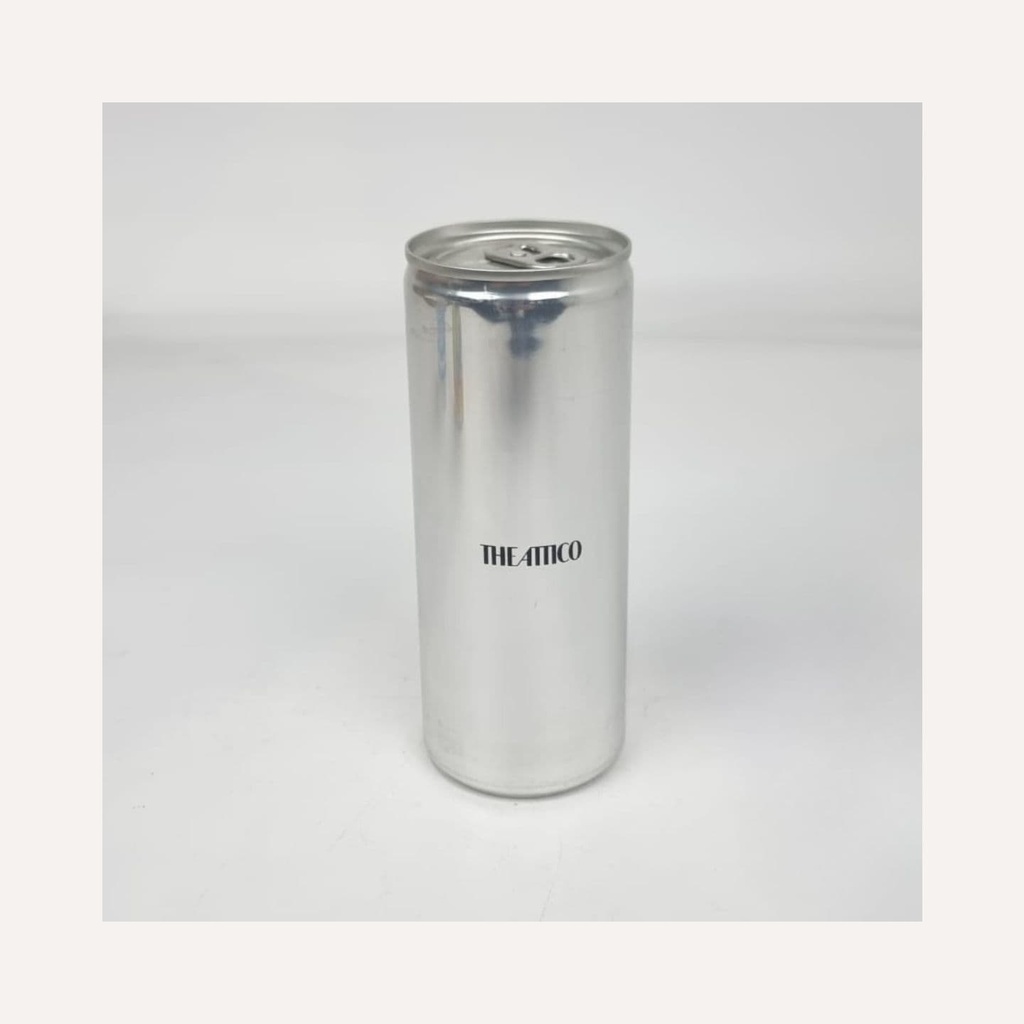 Lata de agua personalizada de 250 ml con gas o con un ligero toque de gas.