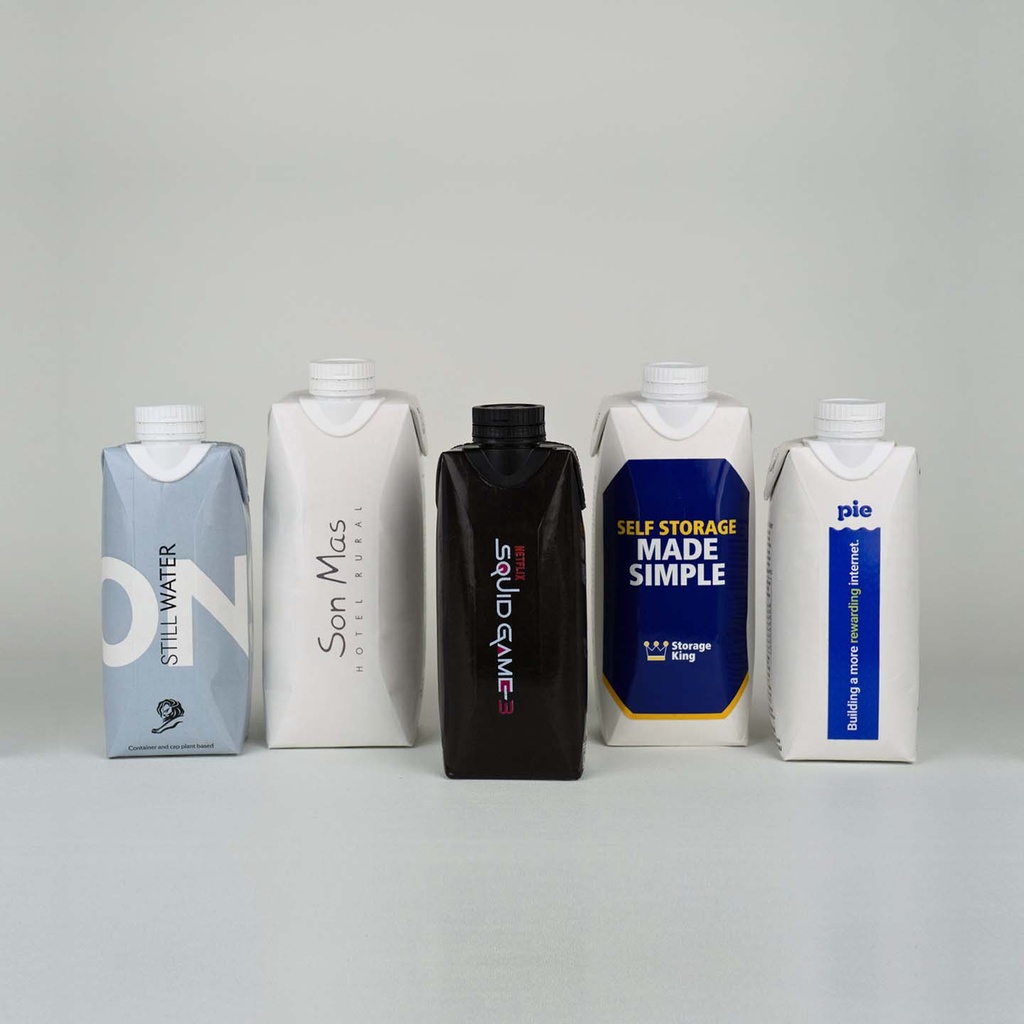 Eau en carton personnalisée