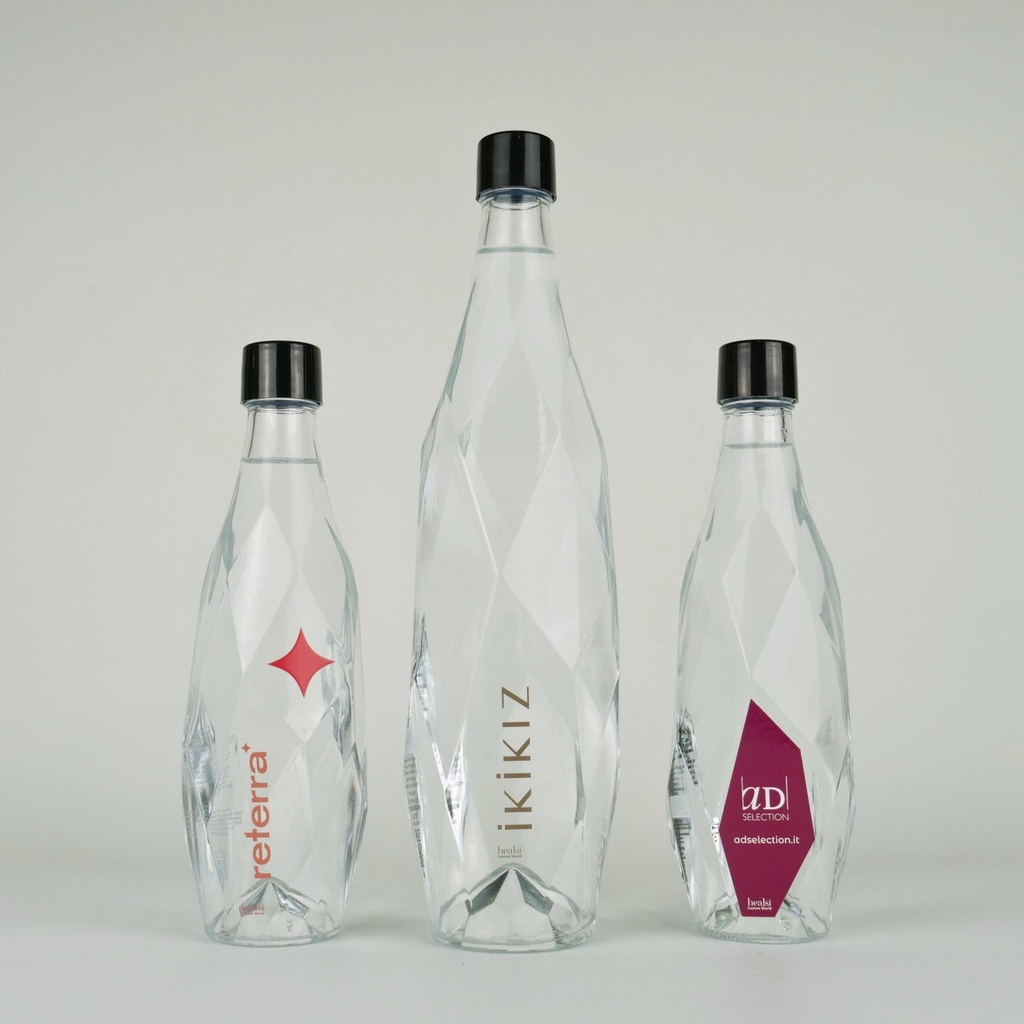 Personalisierte Healsi-Glasflasche mit  Etikett im Vierfarbdruck